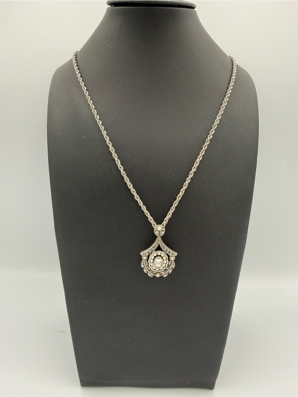 Ornate Silver Floral Pendant Necklace for Women